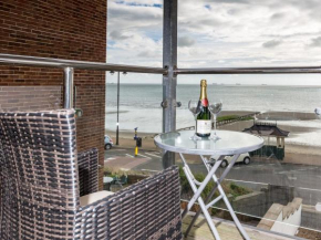 Lower Chine Apartment